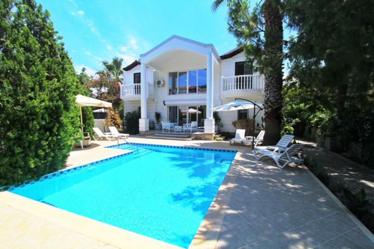 Center Villa Фетие Екстериор снимка